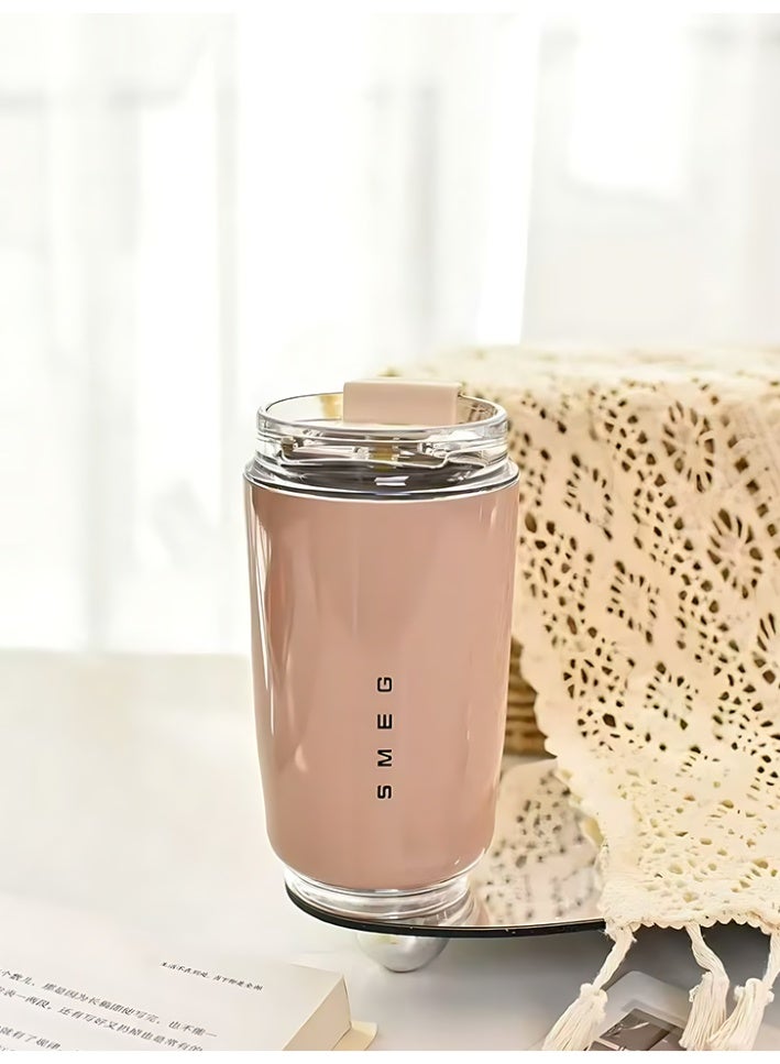 سميج كوب قهوة للسفر من Smeg، كوب معزول للمشروبات مع غطاء مضاد للتسرب، كوب قهوة طويل الأمد مع غطاء، ترمس قهوة للسفر (وردي) - Image 3