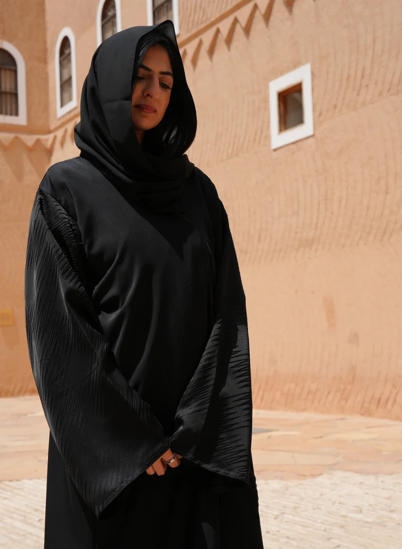 FASHION LINE Abaya Black Sleeves Jakart line V-open Neck Design