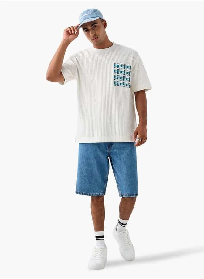 لي كوبر Textured Tee With Pocket Detail For Male
