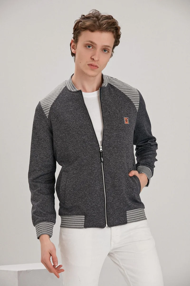 الكسندر جاردي Bomber Jacket (E22-73900)