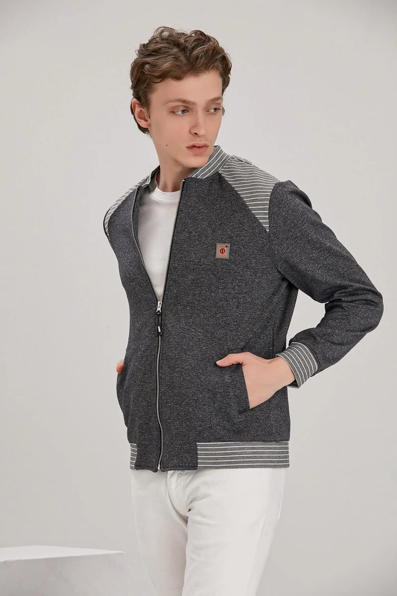 الكسندر جاردي Bomber Jacket (E22-73900)