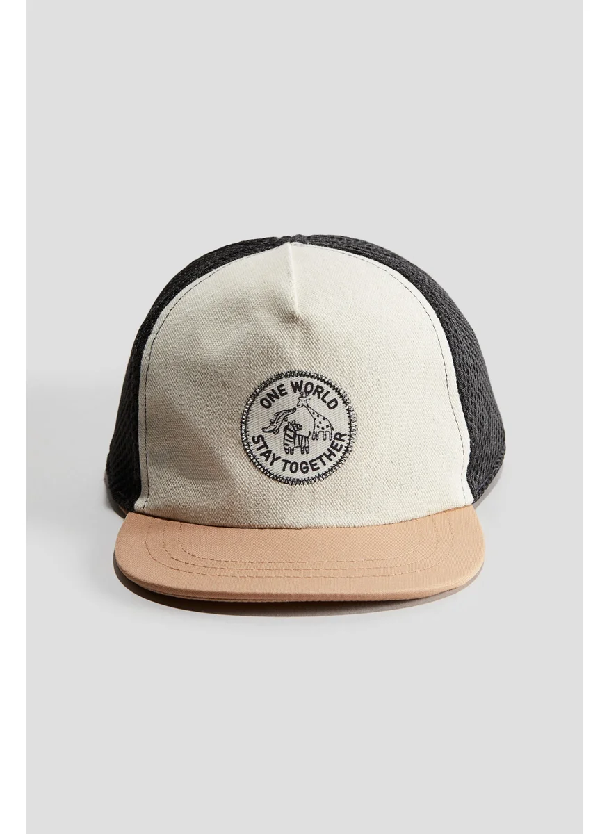 اتش اند ام Appliquéd Cap