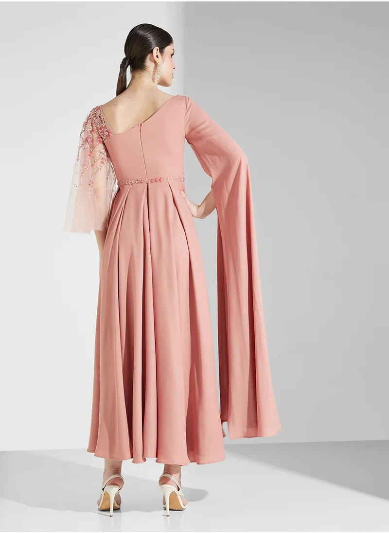 فاشن تريندز من سوزي مطر Pleated Maxi Dress with Long Sleeves