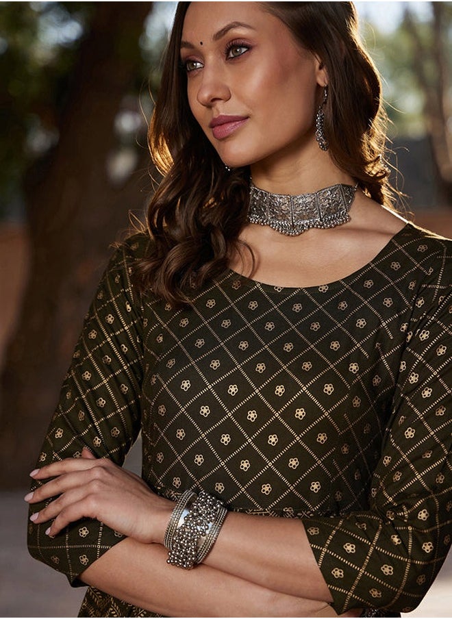 SASSAFRAS - shae by sassafras Women Olive Chevron Foil Anarkali Kurta With Pants - Image 1