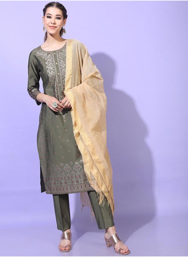 Vishudh Women Olive Printed Viscose Kurta Set by Styli  - Image 2