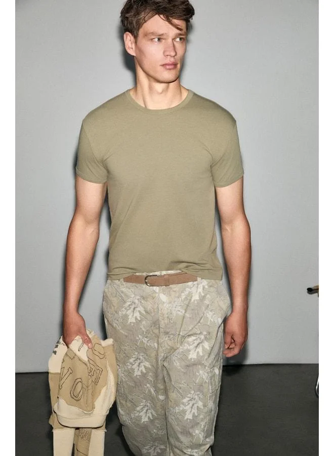 Grimelange PRIMOR Men's Soft and Flexible Fabric Organic Cotton Round Neck Khaki T-Shirt.