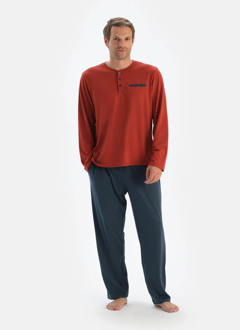 dagi T-shirt & Trousers Pajama Set Crew Neck Supreme Mid Rise Sleepwear