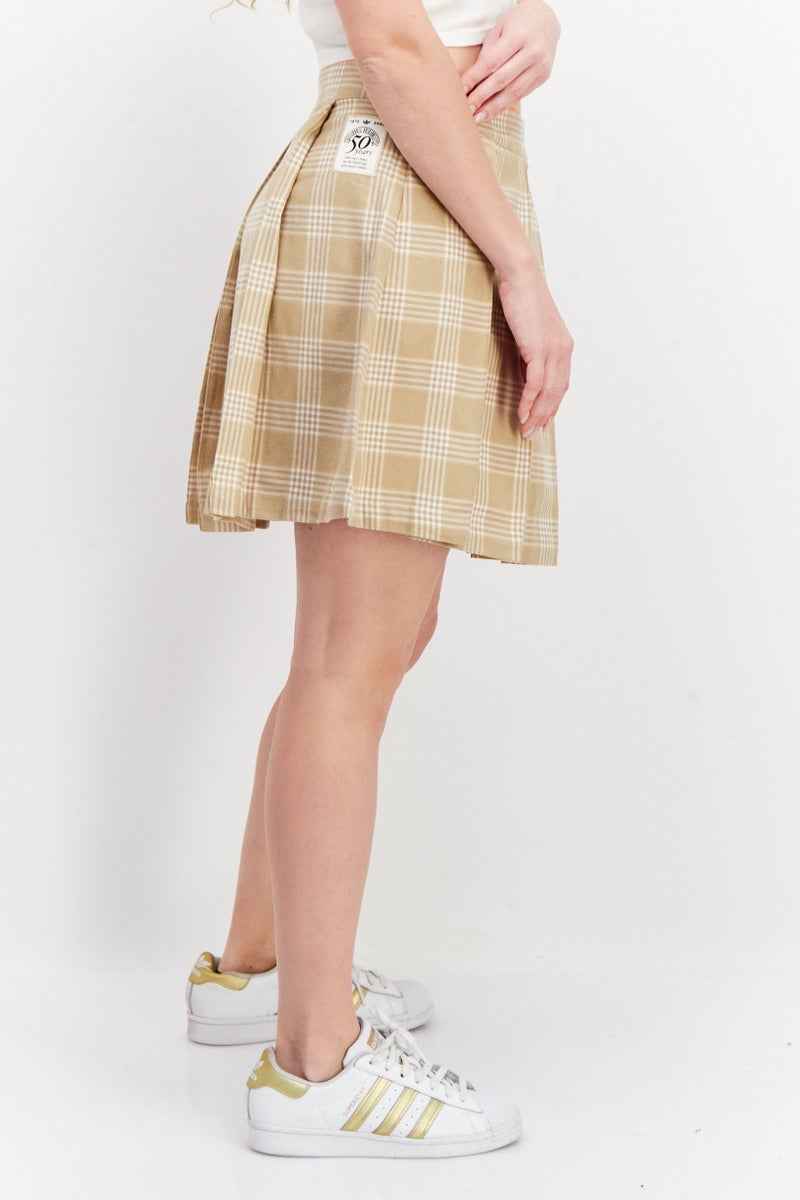 adidas Originals تنورة رياضية نسائية مناسبة للمشي، متعددة الألوان - Image 3