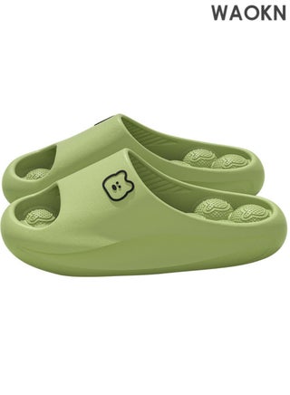 شباشب حمام جديدة لصيف 2025 للنساء والرجال: شباشب سريعة الجفاف ومضادة للانزلاق. هذا الطراز المُحسّن خفيف الوزن، جيد التهوية، ومريح. مثالي للاستخدام الداخلي في المنزل والحمام، يتميز بتصميم مانع للانزلاق لضمان السلامة، وخاصية التجفيف السريع لمزيد من الراحة. مثالي للجنسين، يجمع بين الأناقة والعملية.