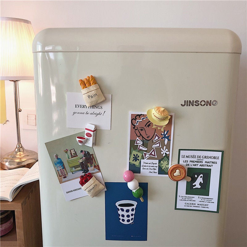 * Beautiful Little Aunt * Refrigerator Sticker Three-Dimensional Creative Magnetic Paste Simulation Food Bread Message Sticker Magnet - Image 4