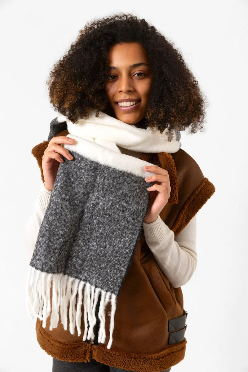 ريمسا Tassel Boucle Scarf Shawl 40X210 cm 1290 Black