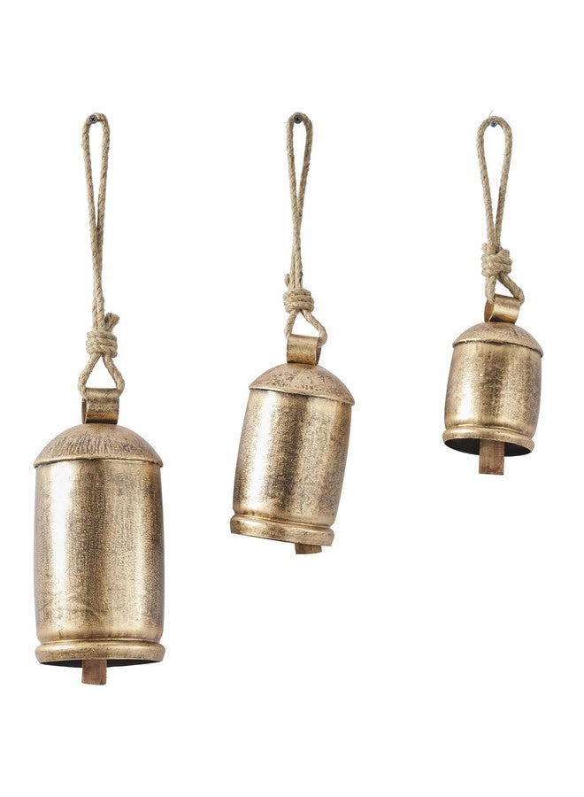 ديكو 79 أجراس بقرة عملاقة مزخرفة مستوحاة من التبت من مجموعة Deco 79 Gold Metal مع حبل معلق من الجوت، مجموعة من 3 قطع بارتفاع 10 بوصات و8 بوصات و6 بوصات - أسطوانية - Image 1