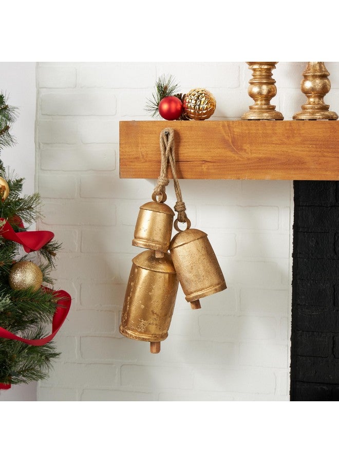 ديكو 79 أجراس بقرة عملاقة مزخرفة مستوحاة من التبت من مجموعة Deco 79 Gold Metal مع حبل معلق من الجوت، مجموعة من 3 قطع بارتفاع 10 بوصات و8 بوصات و6 بوصات - أسطوانية - Image 2