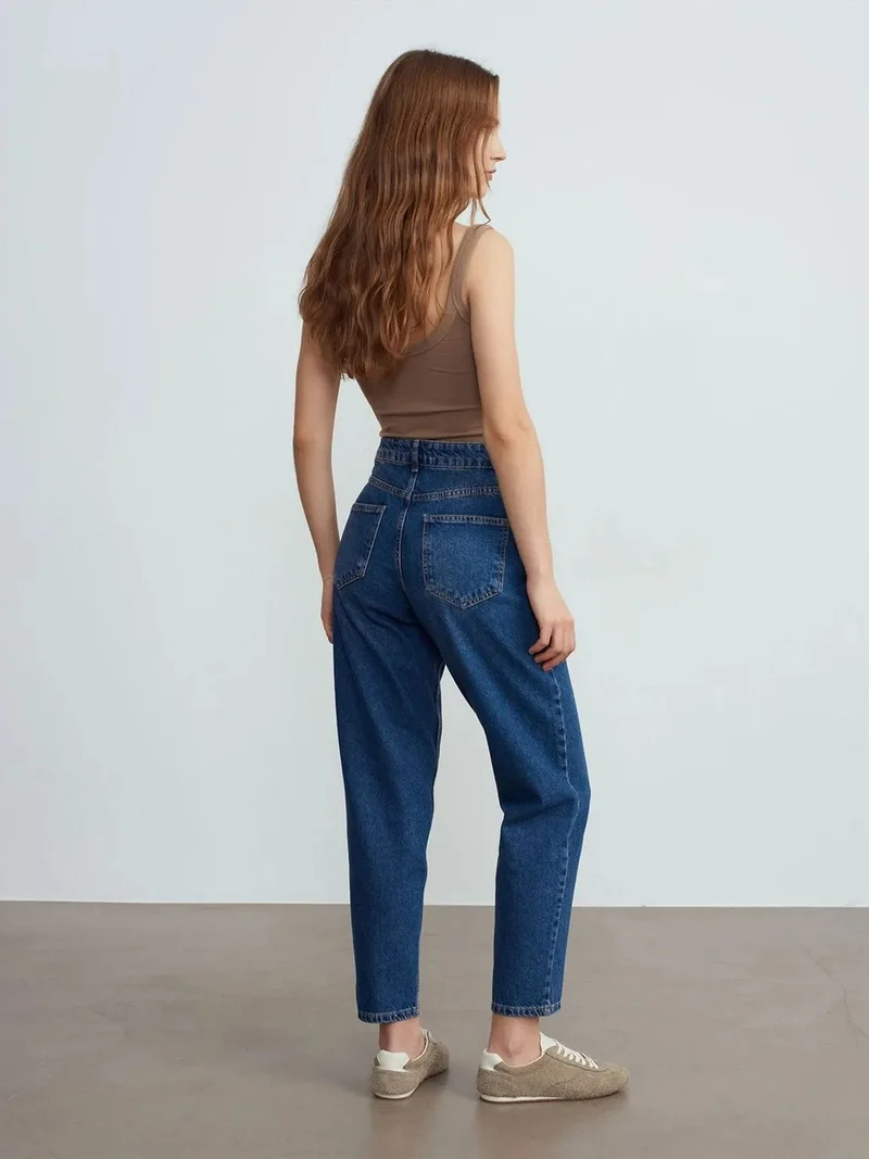 ديلفين DILVIN Low-Waist Straight-Leg Cotton Jeans