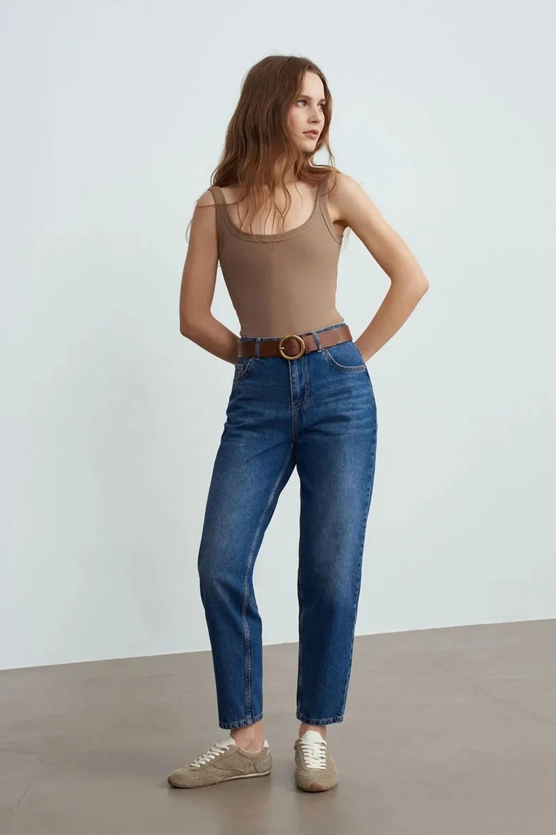 ديلفين DILVIN Low-Waist Straight-Leg Cotton Jeans