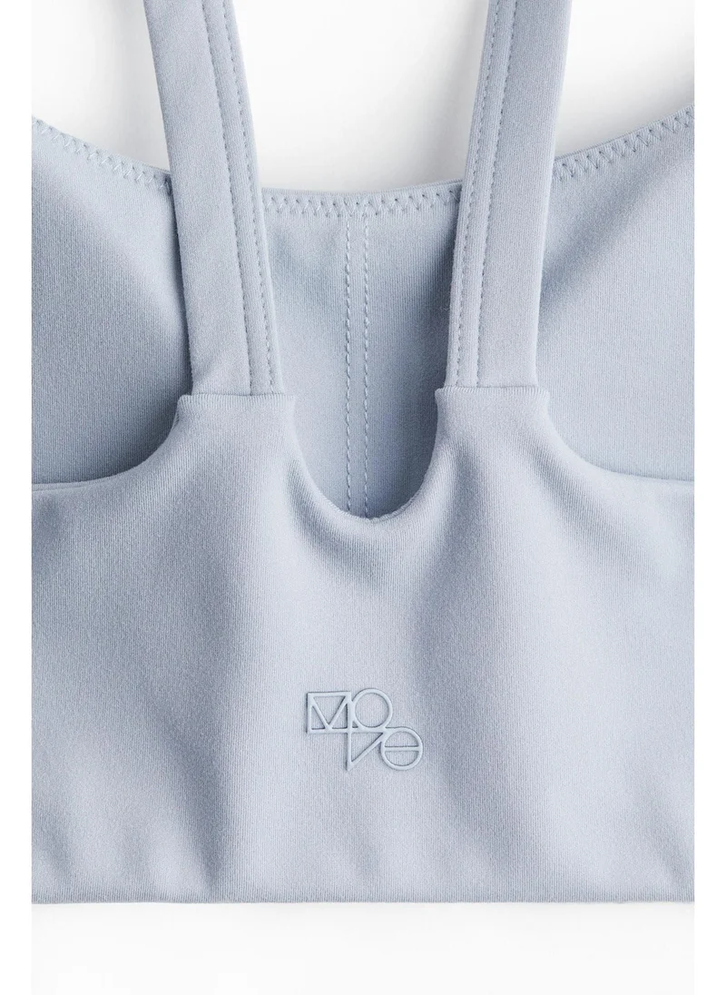 اتش اند ام Medium Support Sports bra in SoftMove™