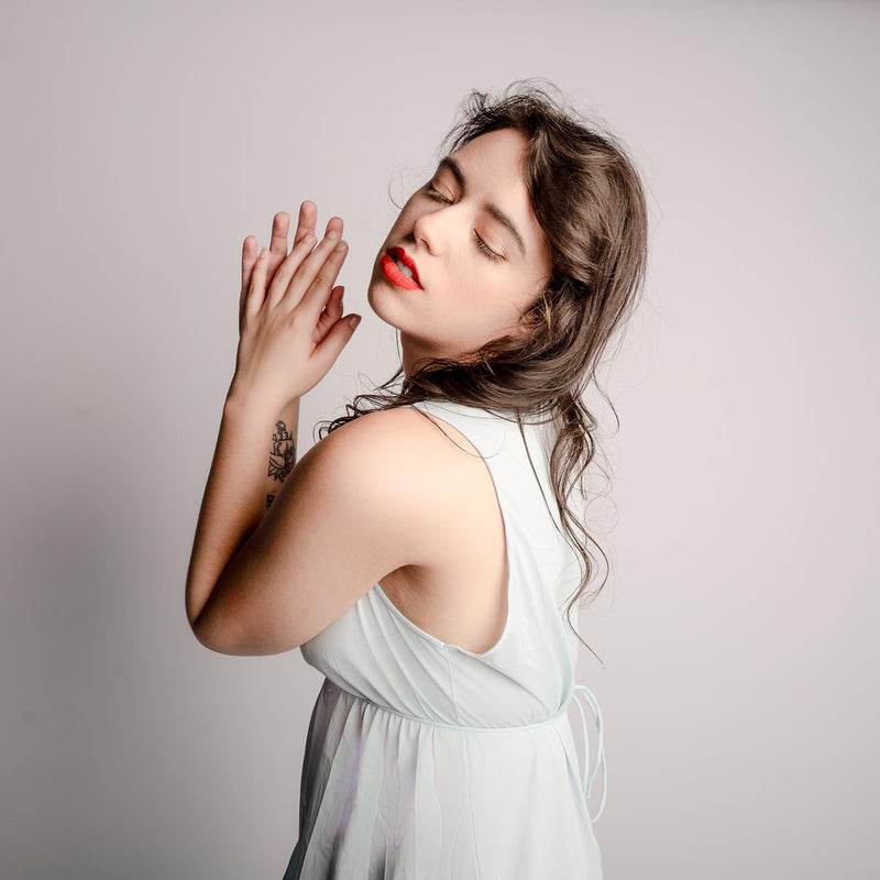 Kate Seamless Paper Backdrop for Photography Photo Backdrop Paper (53''x16.4' Arctic White) - Image 3