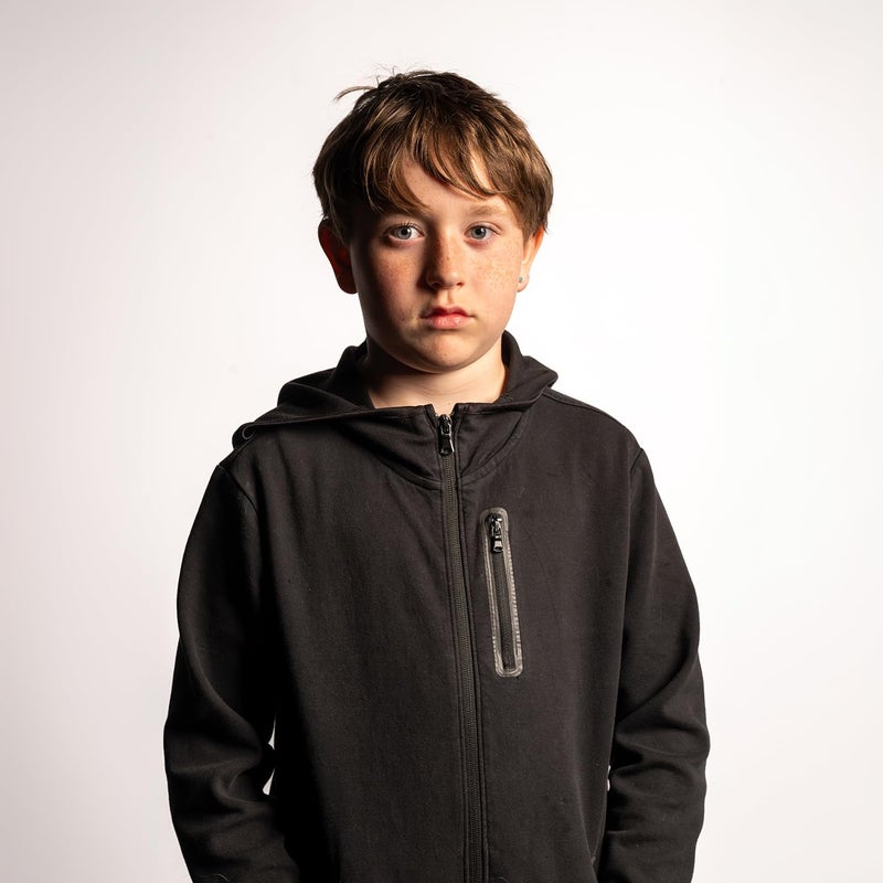 Kate Seamless Paper Backdrop for Photography Photo Backdrop Paper (53''x16.4' Arctic White) - Image 5