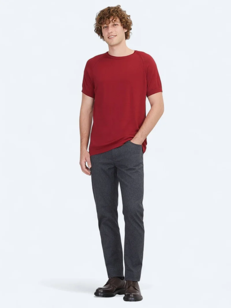 كيب ملابس تريكو حمراء