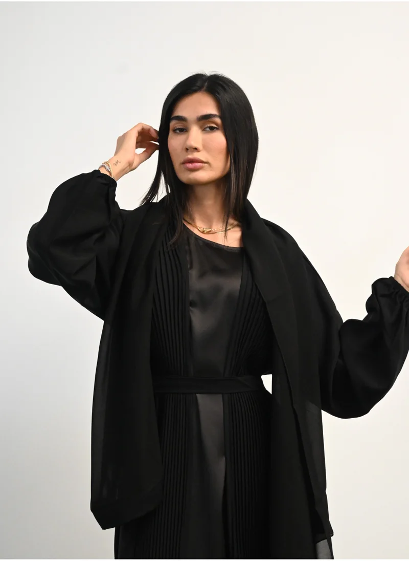 جميلة Black Pleated Front Open Abaya 3 pieces Set