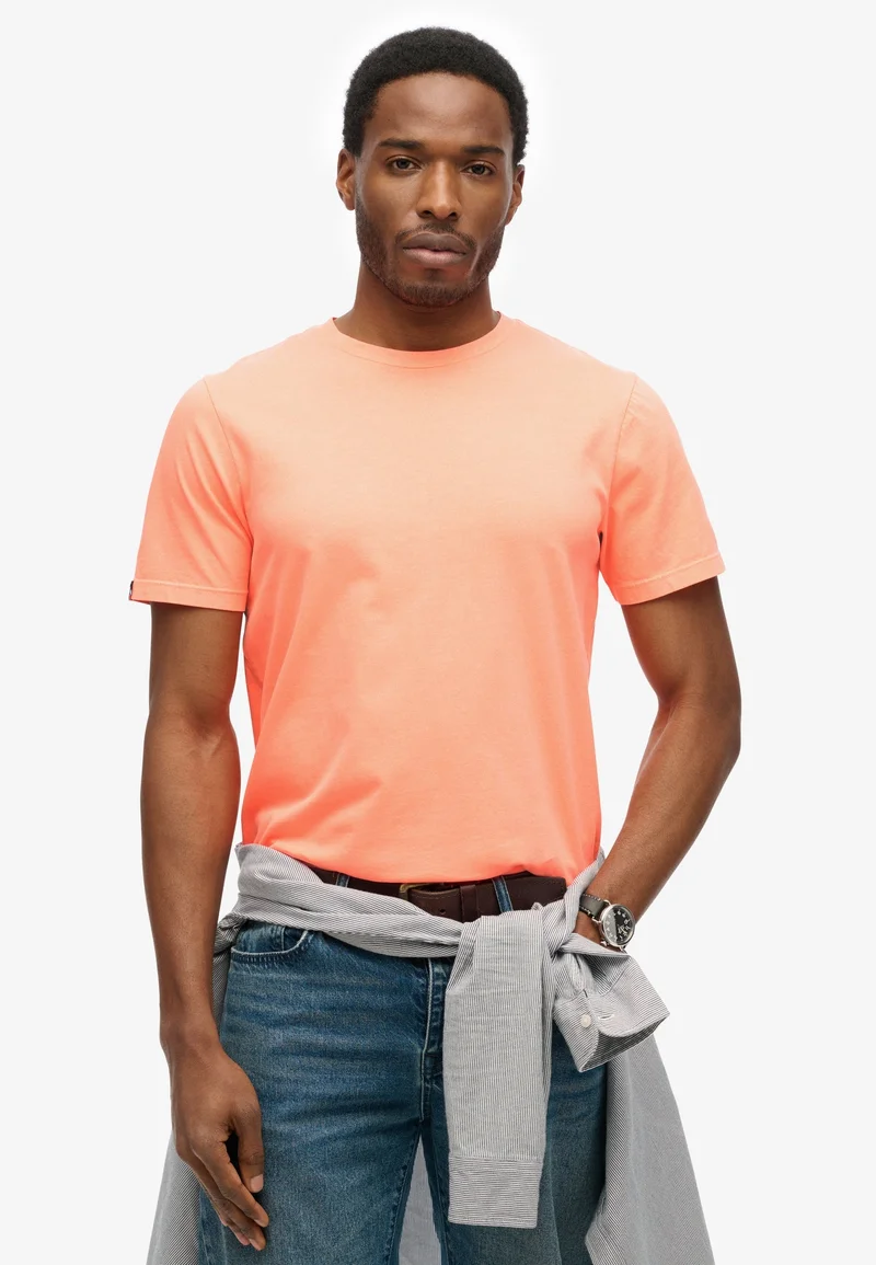 Superdry Classic Essential T-Shirt