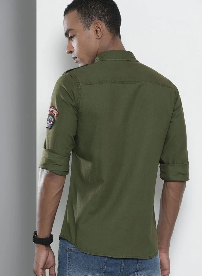 The Indian Garage Co Men Slim Fit Solid Full Sleeves Spread Collar Double Flap Pocket Casual Shirt