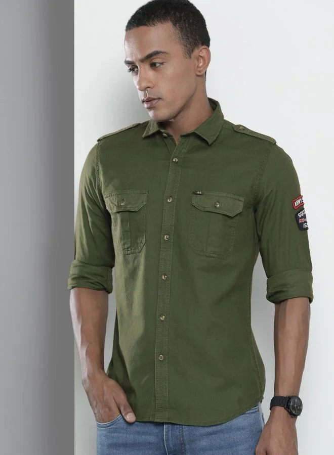 The Indian Garage Co Men Slim Fit Solid Full Sleeves Spread Collar Double Flap Pocket Casual Shirt