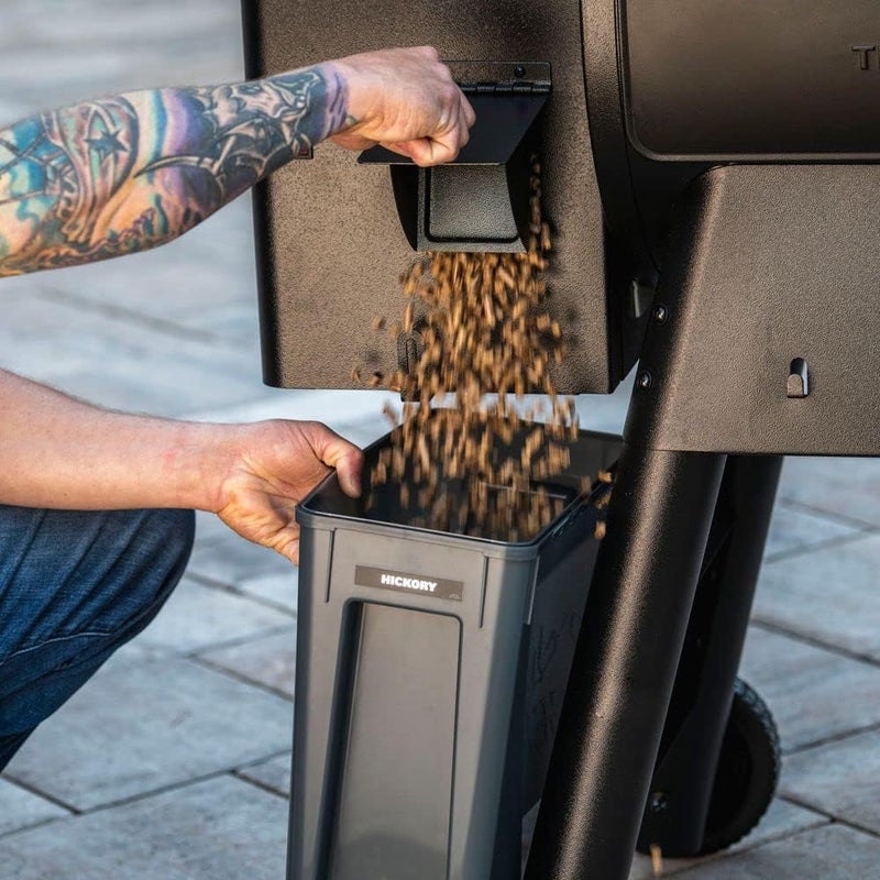 Traeger صندوق تخزين كريات Traeger Staydry مع غطاء، سعة 22 رطلاً - Image 5