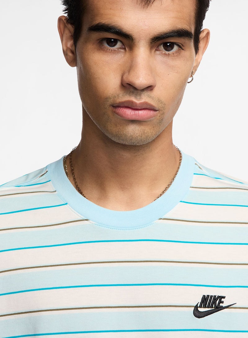 Nike Nsw Club Stripe T-Shirt  - Image 3