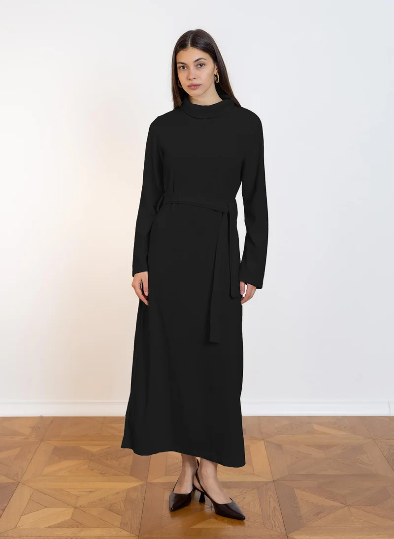 شايبس TEXTURED HIGH NECK MAXI DRESS