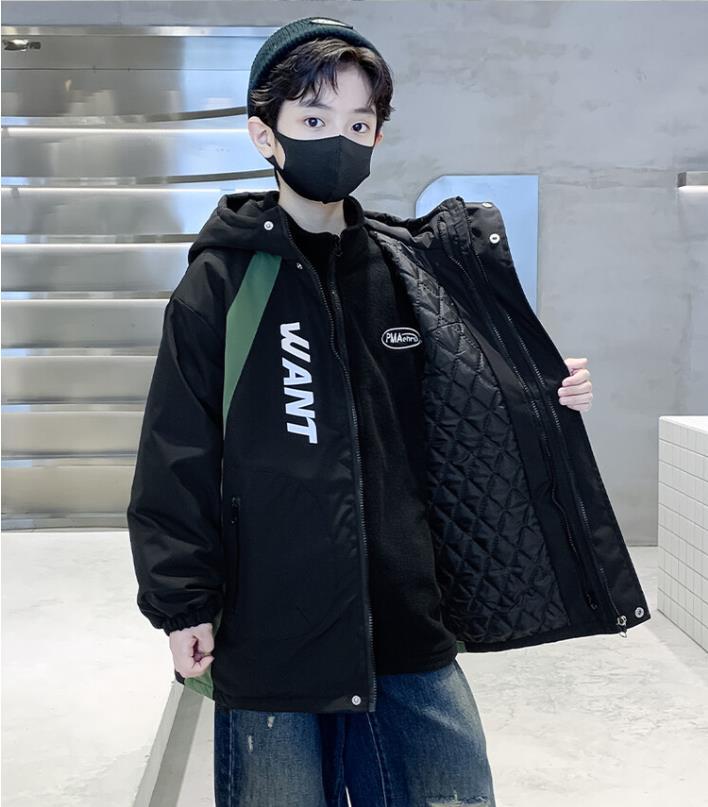 Boys' Fleece-Lined Thickened 2023 New Model For Older Children, Boys' Parka With Quilted Lining, Three-In-One Trendy Style - Image 1