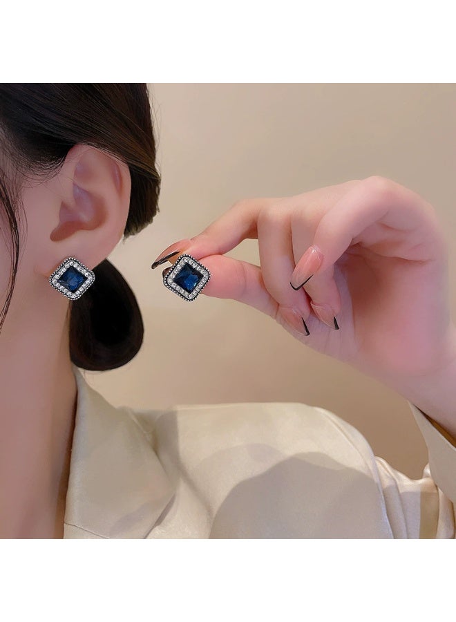 Goolsky Luxury Minimalist Stud Earrings for Women – Trendy Chic Statement Jewelry, S925 Silver/Hypoallergenic, Glossy Metal Finish, Office Daily Commute Eid Gatherings Versatile Wear - Image 1