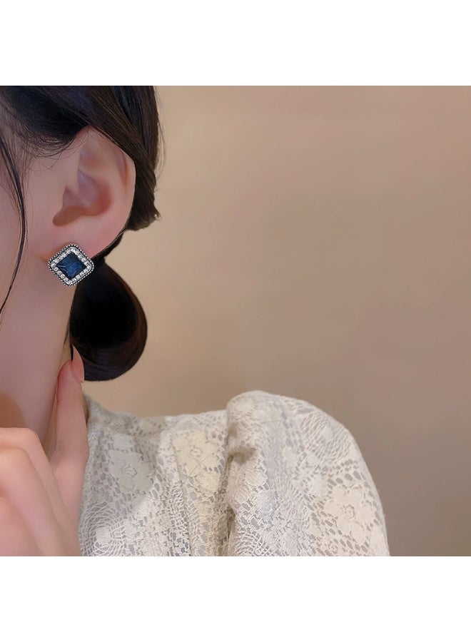 Goolsky Luxury Minimalist Stud Earrings for Women – Trendy Chic Statement Jewelry, S925 Silver/Hypoallergenic, Glossy Metal Finish, Office Daily Commute Eid Gatherings Versatile Wear - Image 3