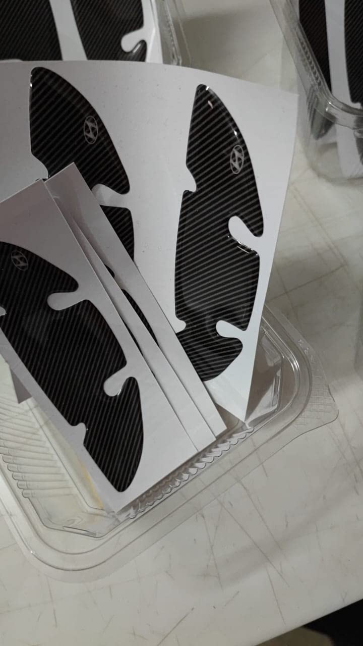 BIG FLAG BFRC 3D Gel Finish Car Door Carbon Fiber Handle Cup Scratch Guard Sticker Universal for Specific Brand (Pack of 4) (MRDRCFVAR) (EON_Hyundai) - Image 5