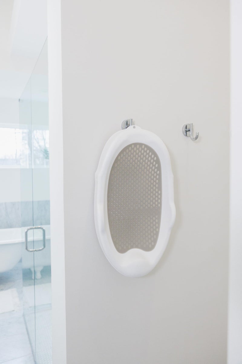 Regalo Newborn Bath Support, Ergonomic, Safe, Easy to Store, Ideal for up to 20lbs - Image 3