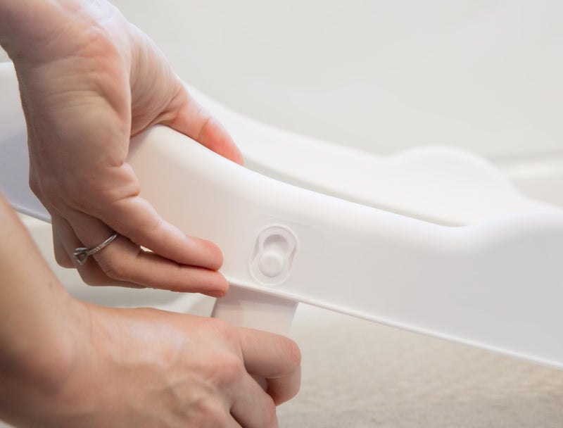 Regalo Newborn Bath Support, Ergonomic, Safe, Easy to Store, Ideal for up to 20lbs - Image 2