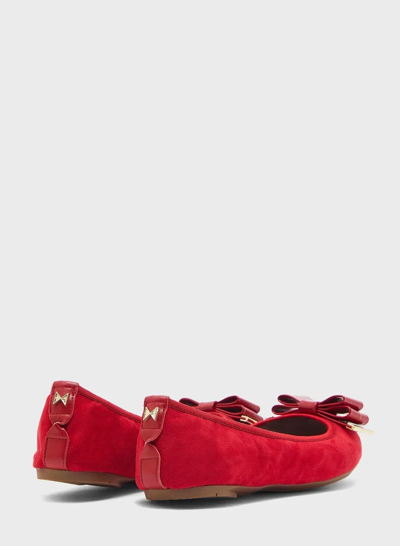 BUTTERFLYTWISTS Milie Round Toe Ballerina