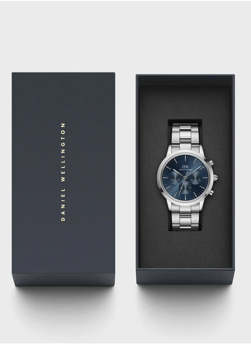 DANIEL WELLINGTON Iconic Steel Strap Analog Watch