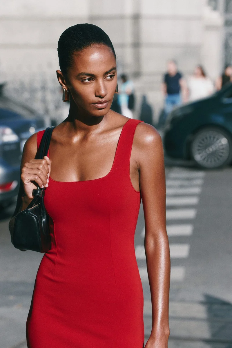 H&M Dart-detail dress