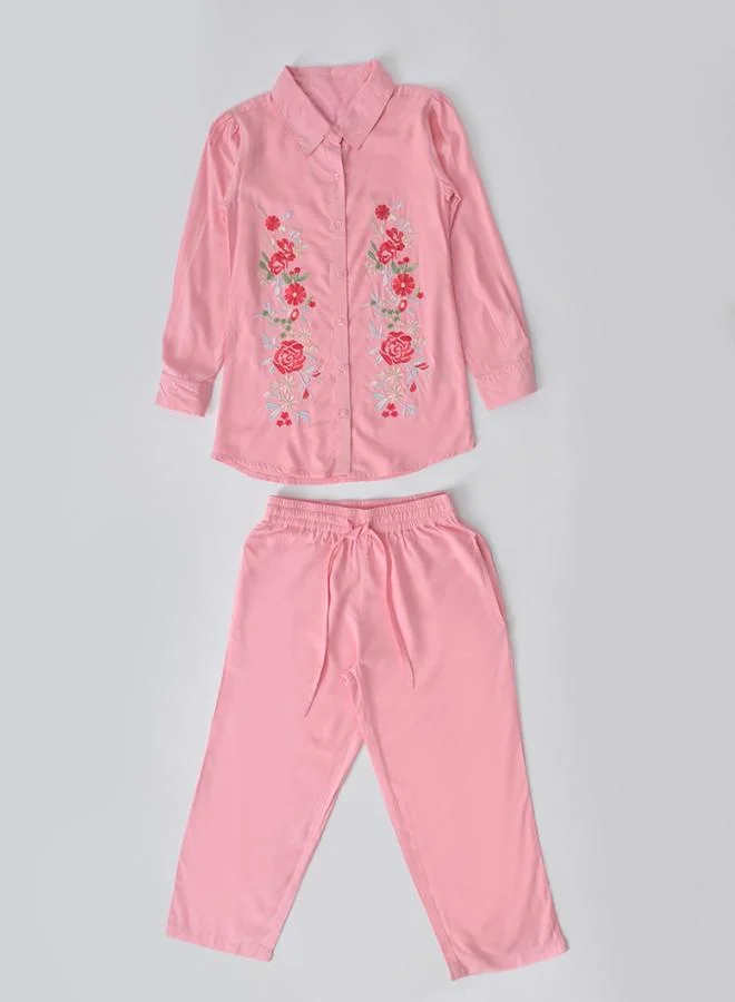 بيلا مودا Girls Pink Floral Embroidered Shirt And Trousers Set