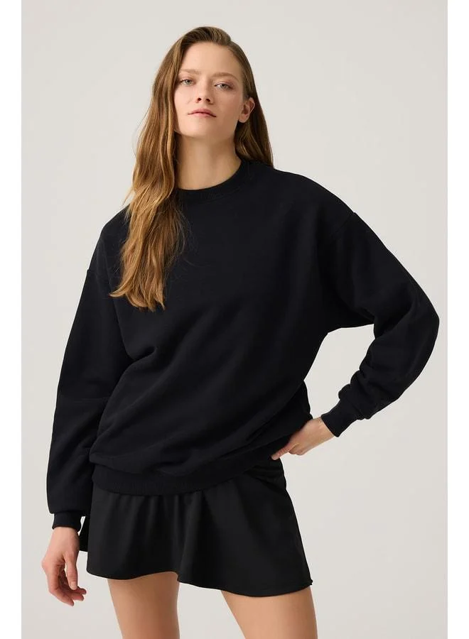 Los Ojos Black Oversized Bike Neck Sweatshirt Crew Neck.