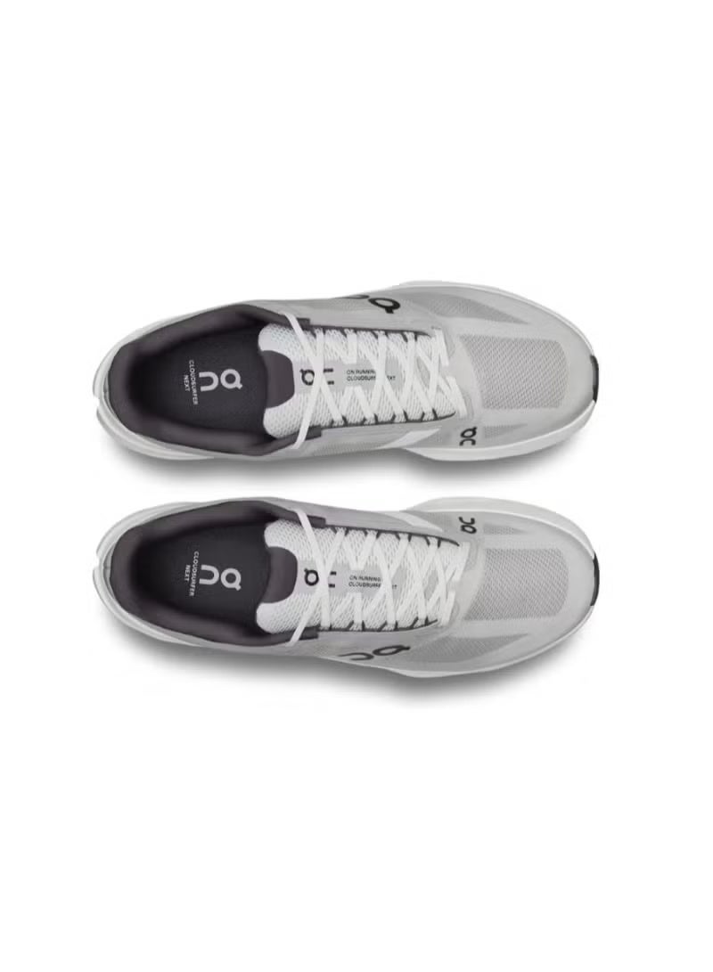 أون حذاء الجري "أون كلاود سيرفر نكست وايد" - لون جليدي/أبيض | حذاء جري عالي الأداء مع توسيد ناعم - Image 2