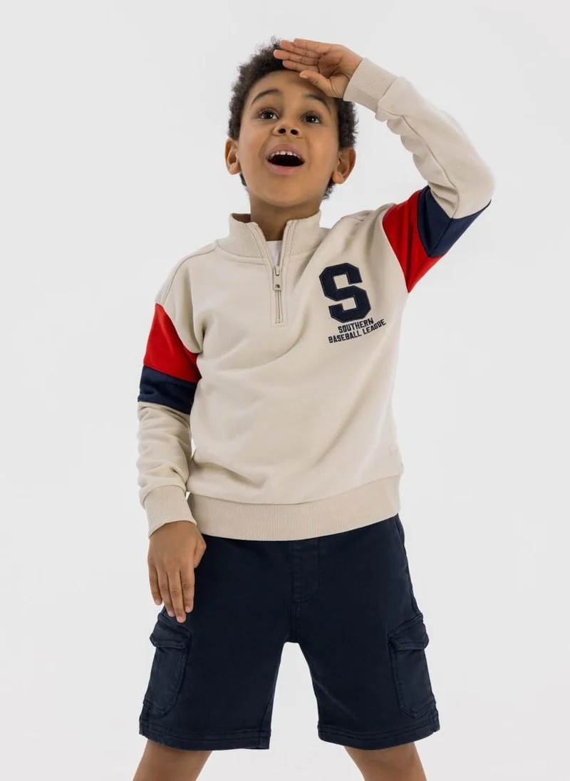 مينوتي سويت شيرت أطفال بسحاب ونقشة جامعية