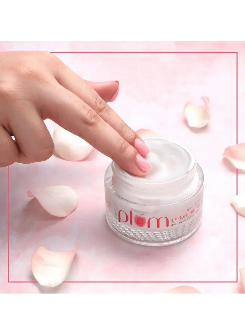 Plum  Plum E-Luminence Deep Moisturizing Cream Ultra-hydrating Face Moisturizer For Normal Dry and Sensitive Skin Rich in Vitamin E Nourishes Skin Combats Drynes Smoothens Skin, White 50ml for Women | Best Price UAE