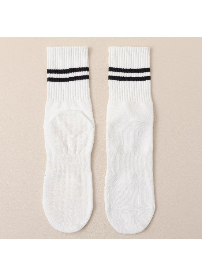 KUYING Fashion Anti Slip Breathable Sports Socks Three Piece Set 