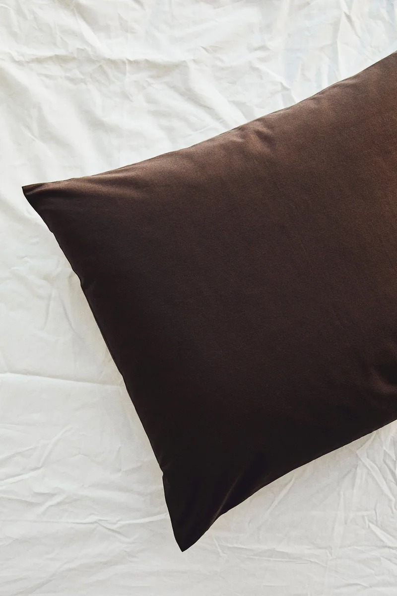 اتش اند ام غطاء وسادة من القطن