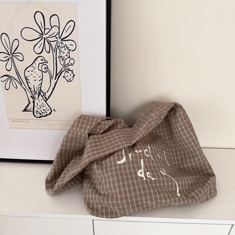 Korean Style Casual Lightweight Plaid Shoulder Bag Women'S Artistic Letters Large Capacity Crossbody Work Fabric Mommy Handbag - Image 1