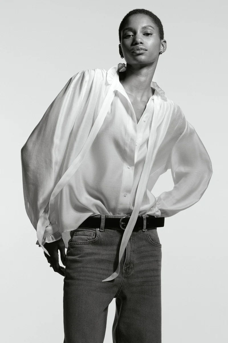 اتش اند ام Bow-collar blouse