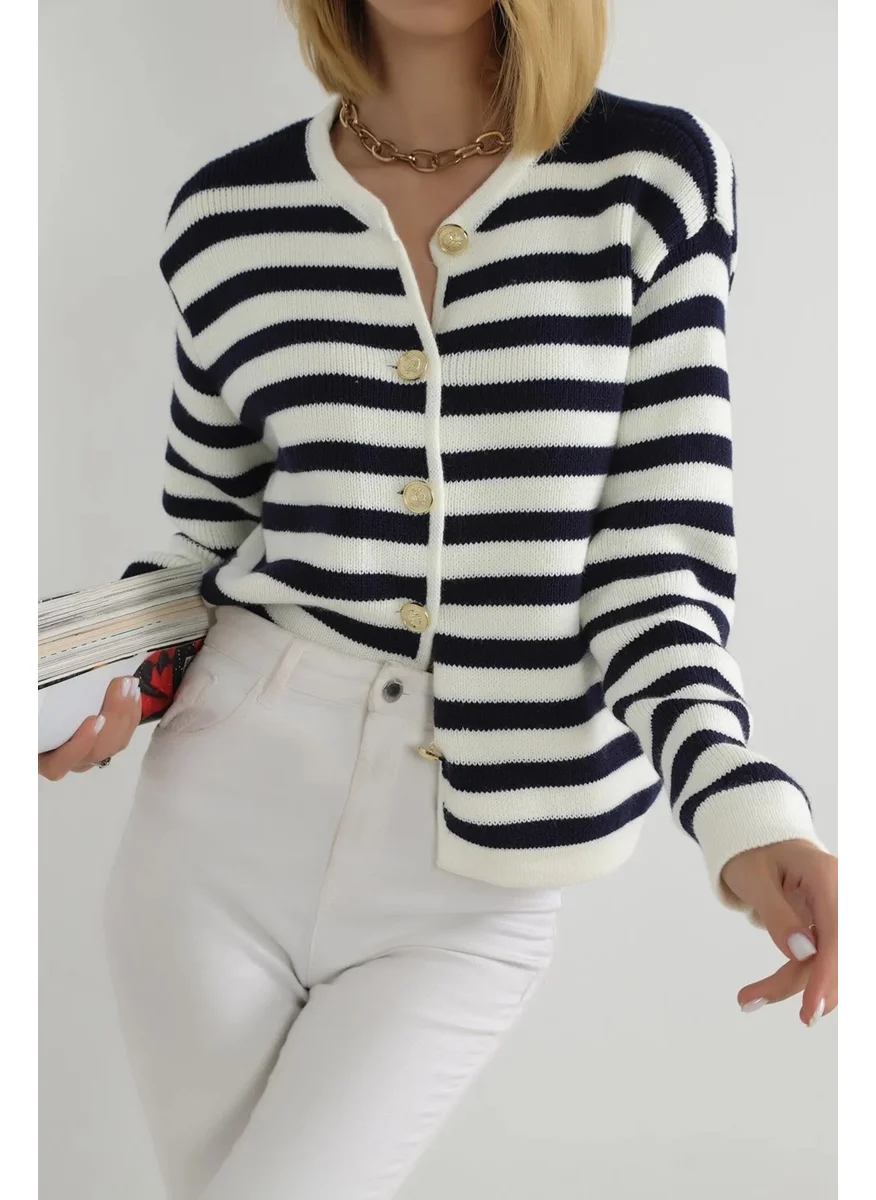 Winter Club Women's Black Striped Crew Neck Ribbed Gold Button Detailed Knitwear Cardigan