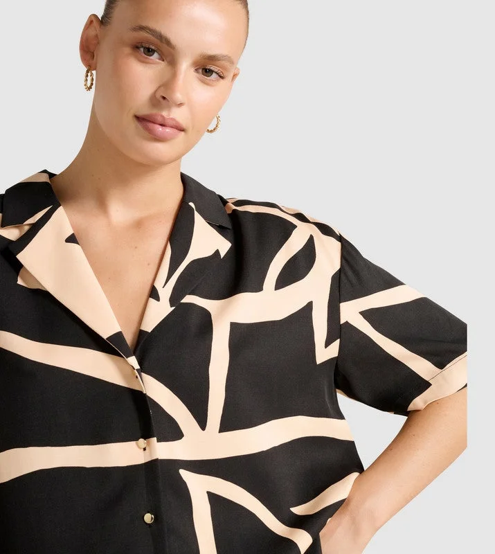 forever new  FLOSSIE Printed Short Sleeves Shirt for Women | Best Price UAE